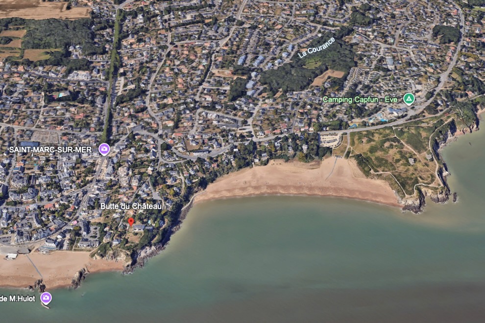 Plan de Saint-Nazaire avec l'emplacement de la plage de la Courance et de la butte du château.